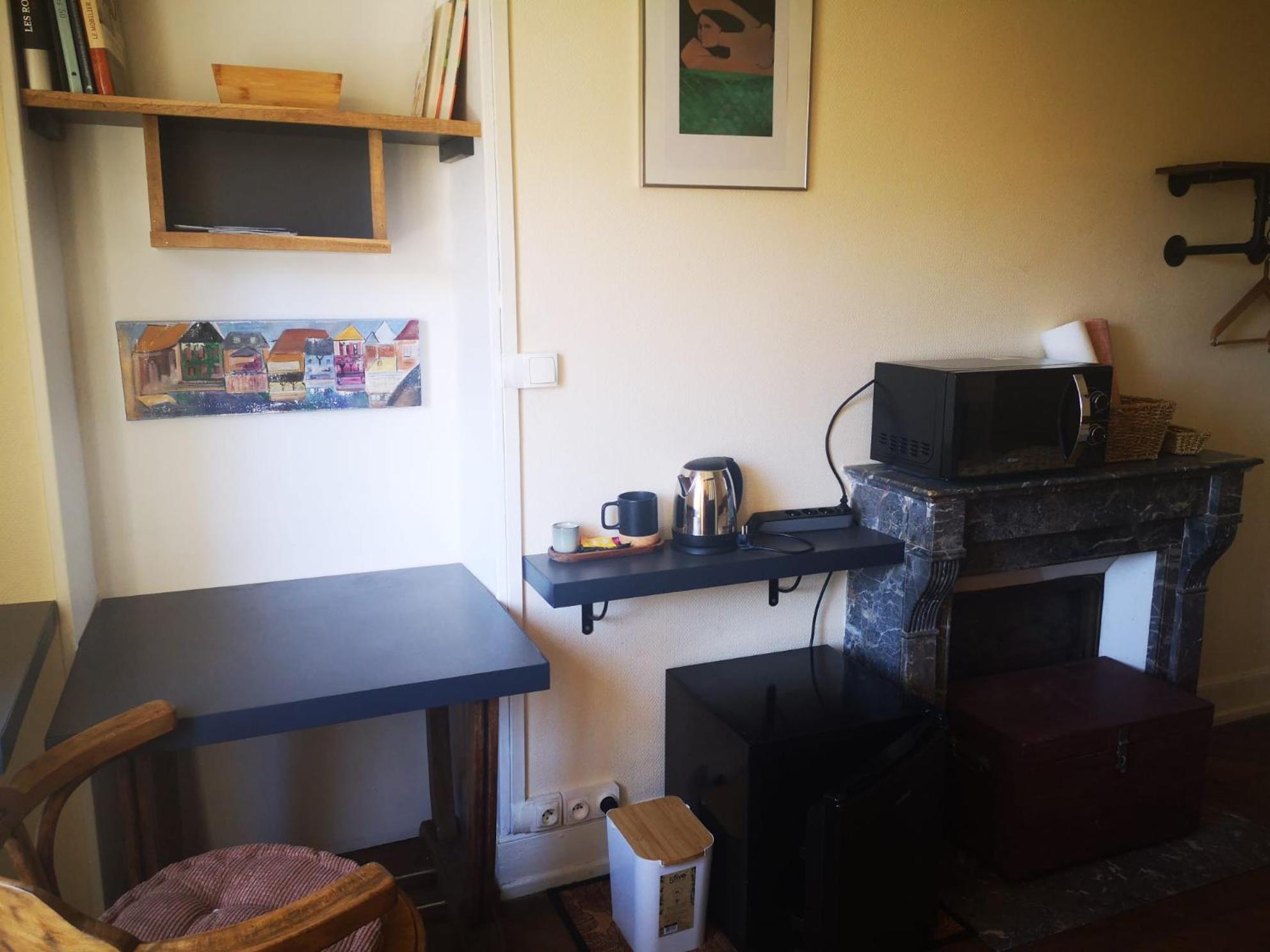 Chambres Avec Salle De Bains Et Cuisine En Centre Ville Argenton Sur Creuse Exterior photo